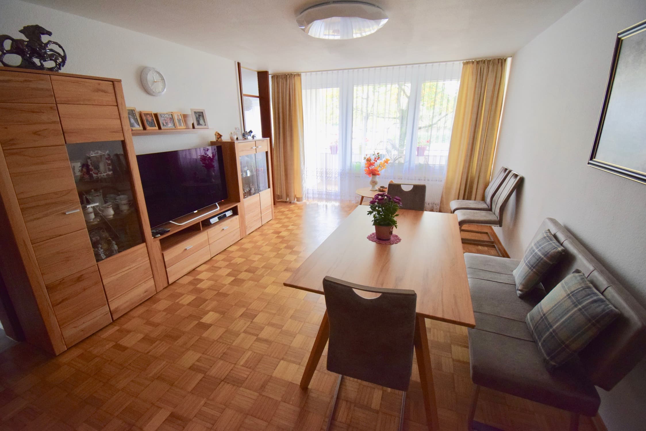 Vermietet: Gepflegte 3,5-Zimmer-Wohnung mit Balkon und Garage in beliebtem Wohngebiet von Schwäbisch Hall