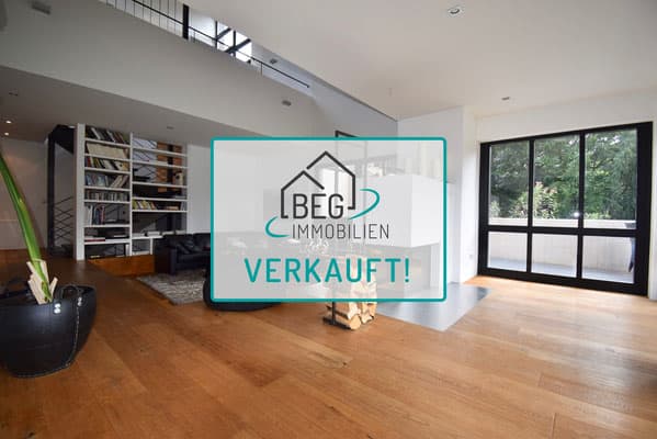 Verkauft: Design trifft auf Behaglichkeit: Stilsichere Villa im Splitlevelstil mit Doppelgarage in Toplage von Tübingen